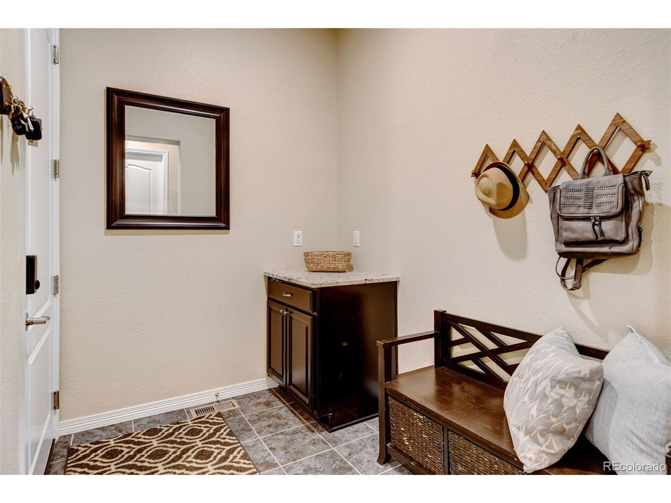 8018 Tamarac Ct