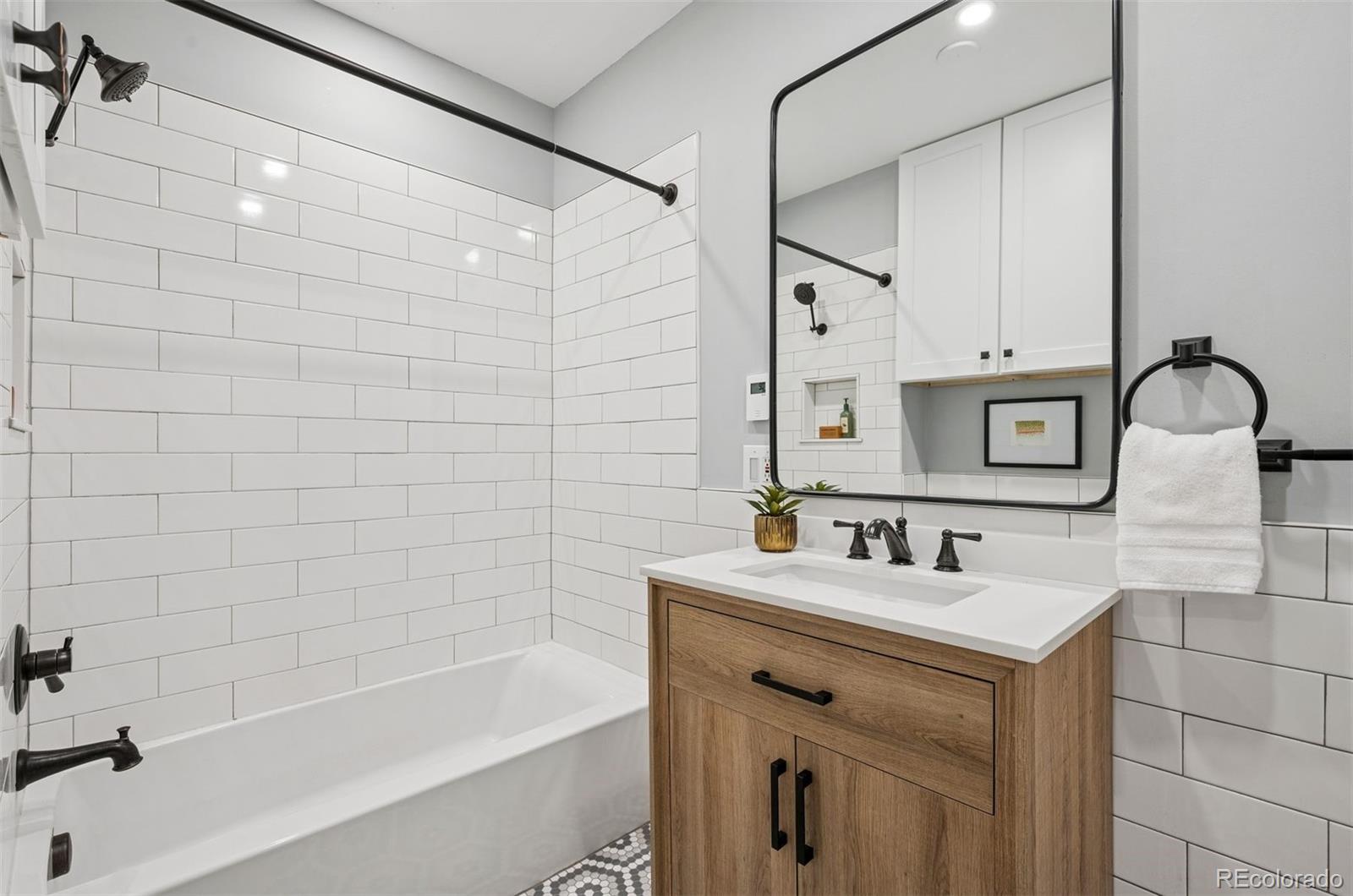 4446 Lowell Boulevard