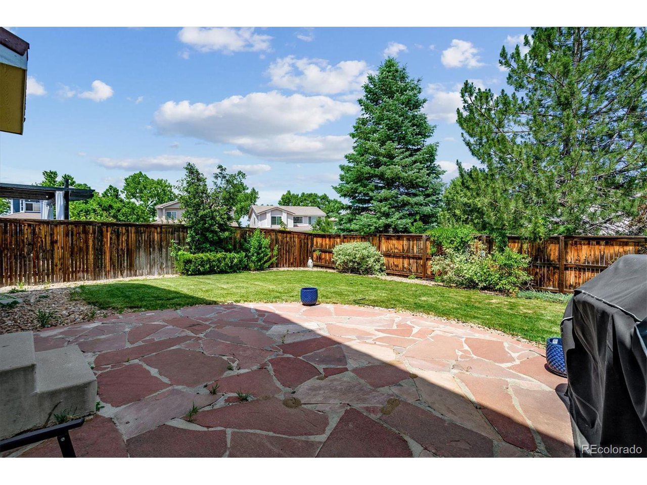 4893 Ashbrook Cir