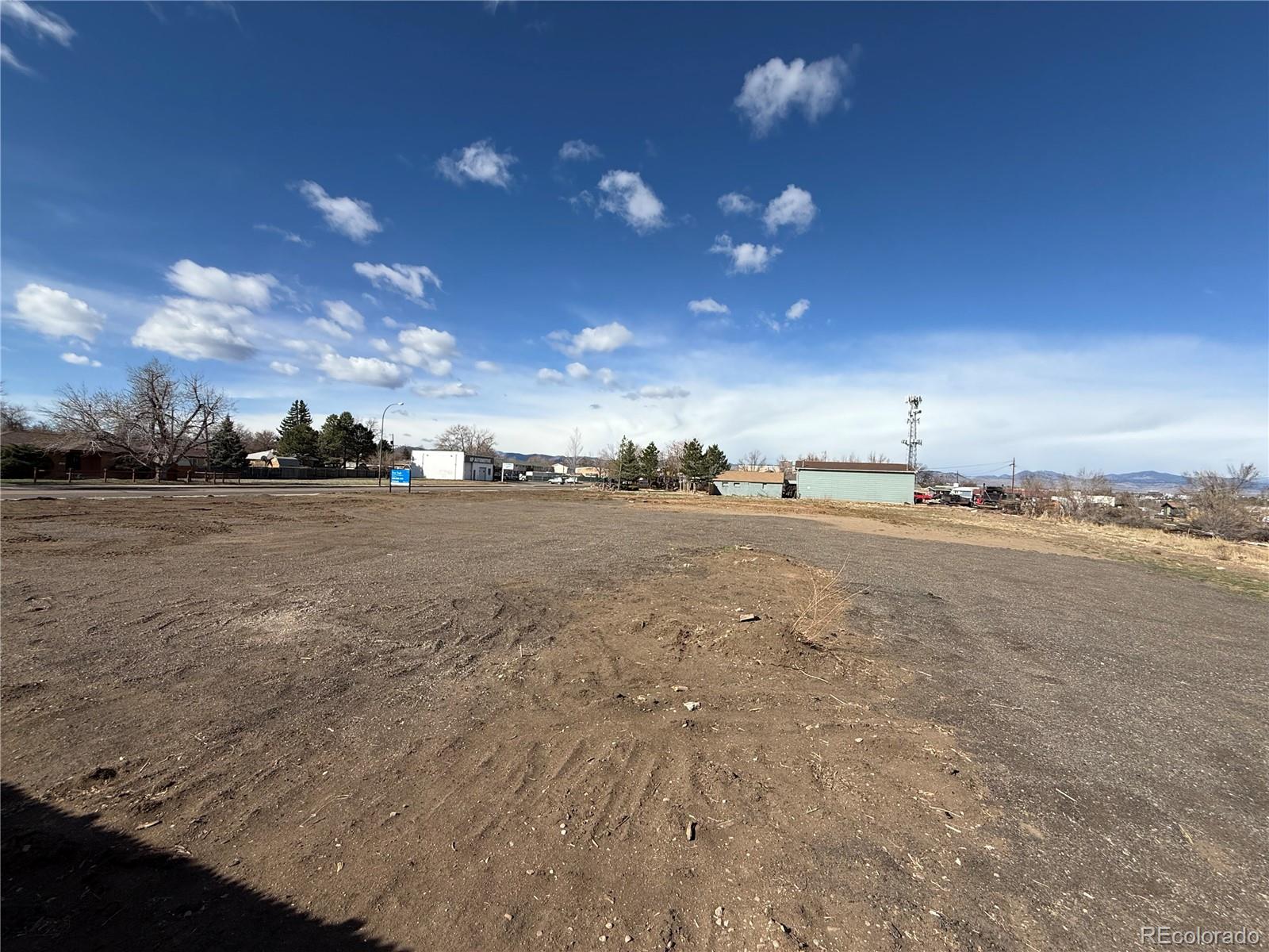 6045 W Mississippi Avenue