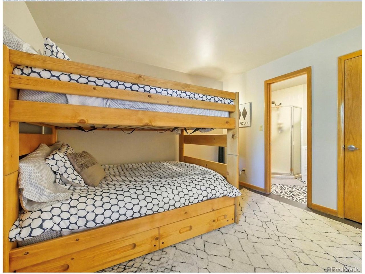 23062 US Highway 6 A9