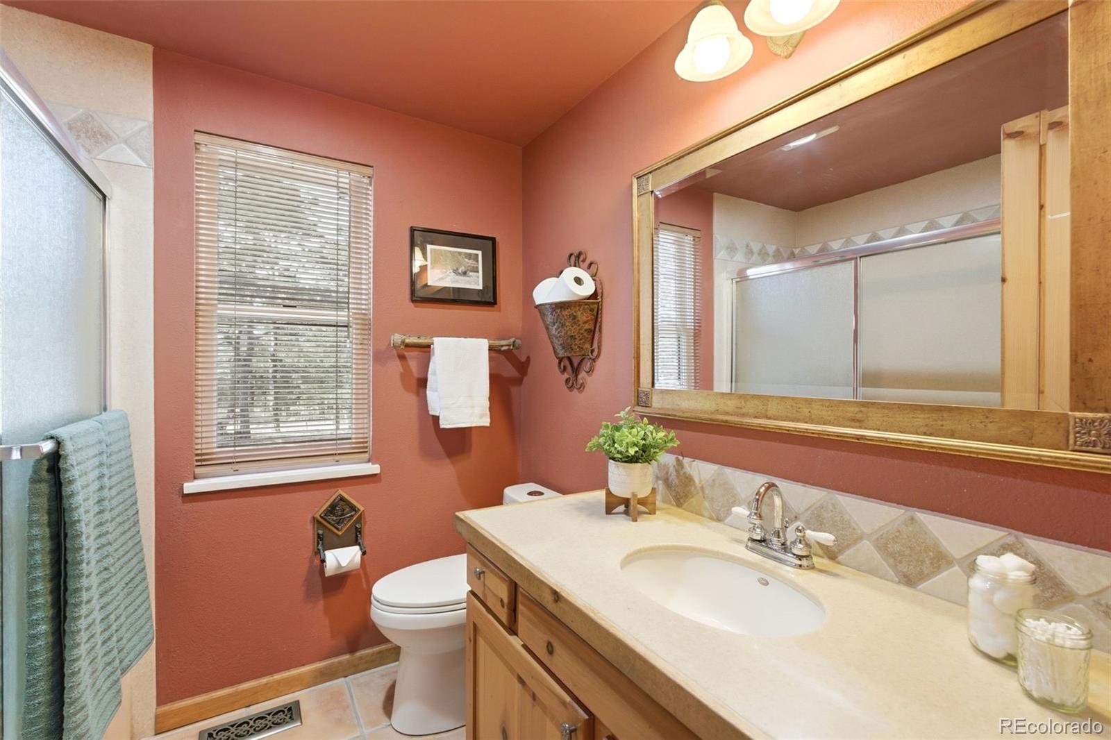 22901 Pinecrest Road