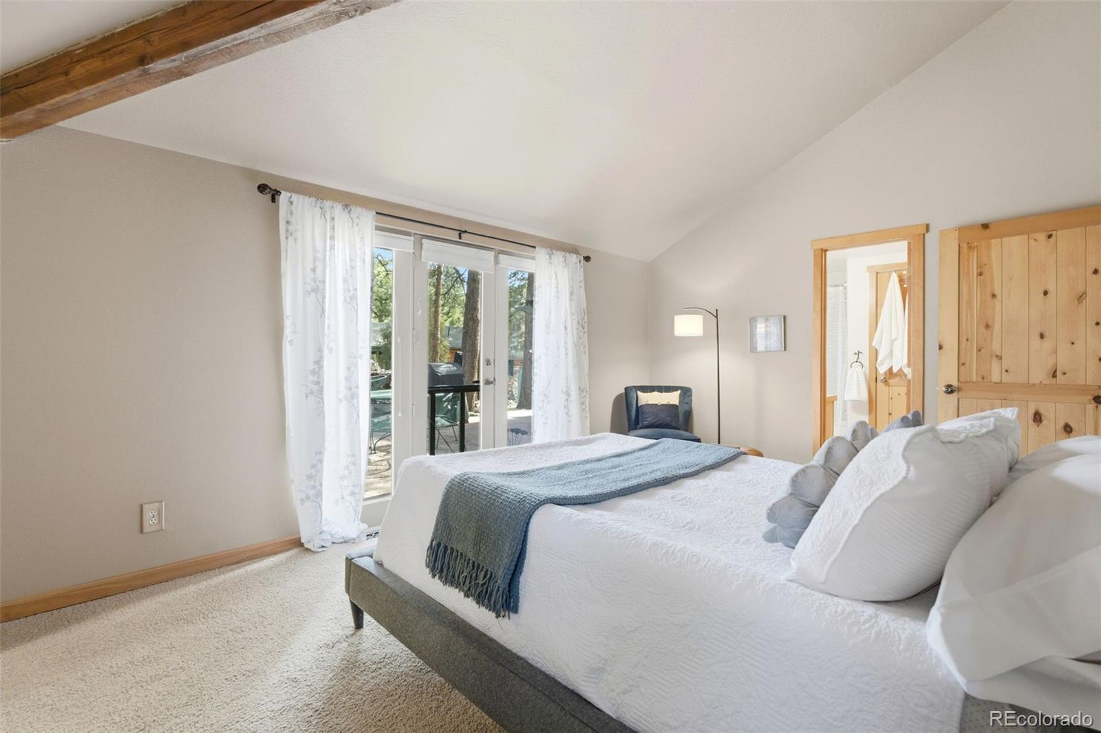 22901 Pinecrest Road