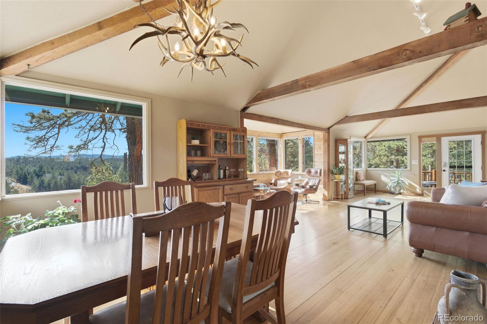 22901 Pinecrest Road