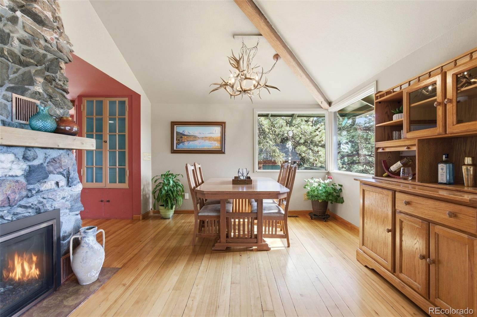 22901 Pinecrest Road