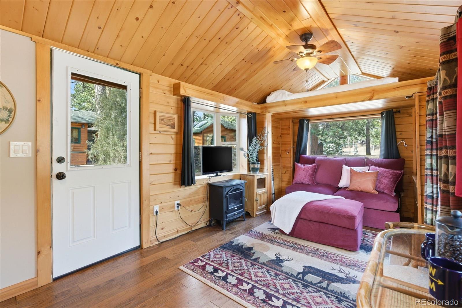 22901 Pinecrest Road