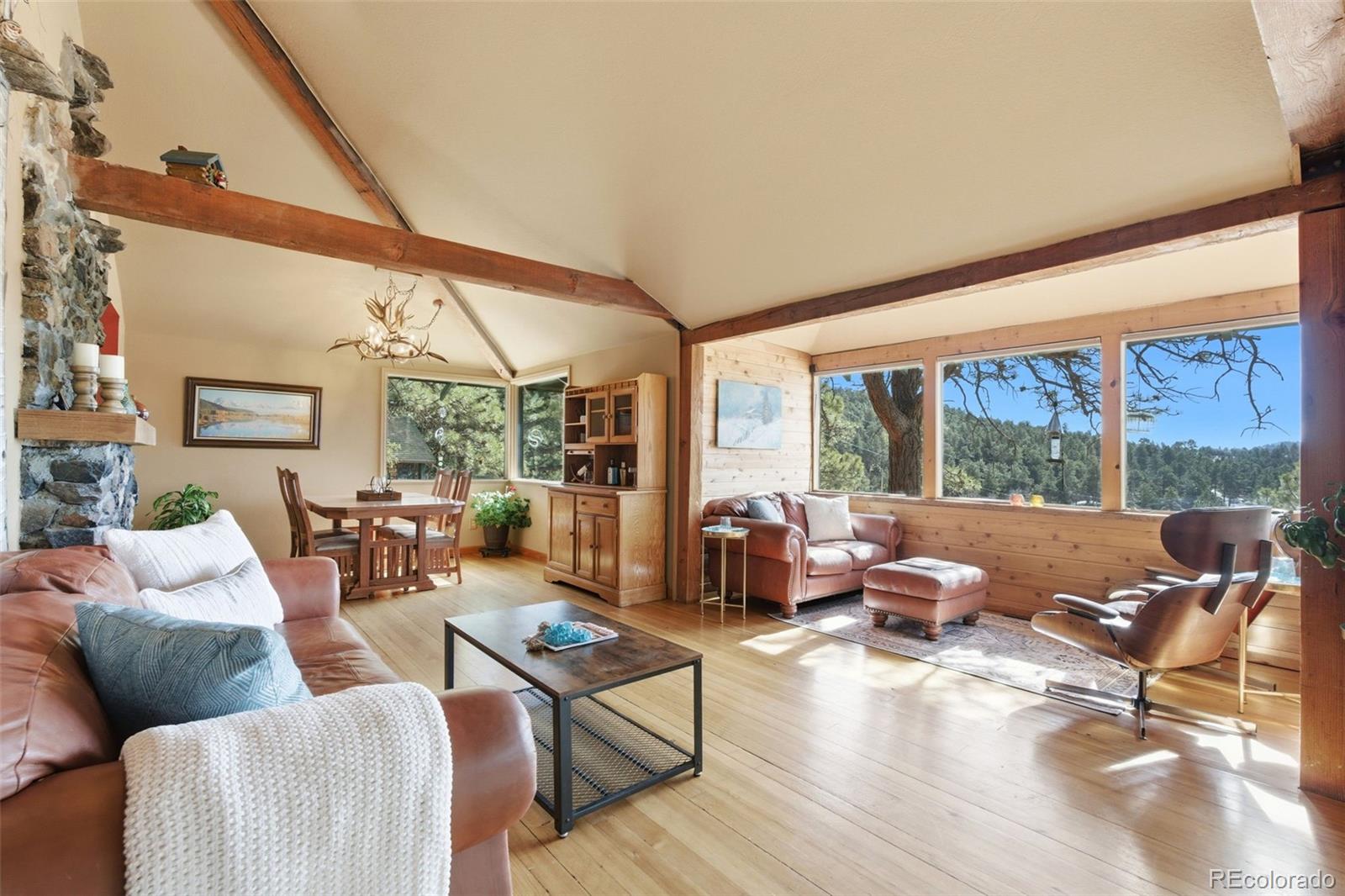 22901 Pinecrest Road