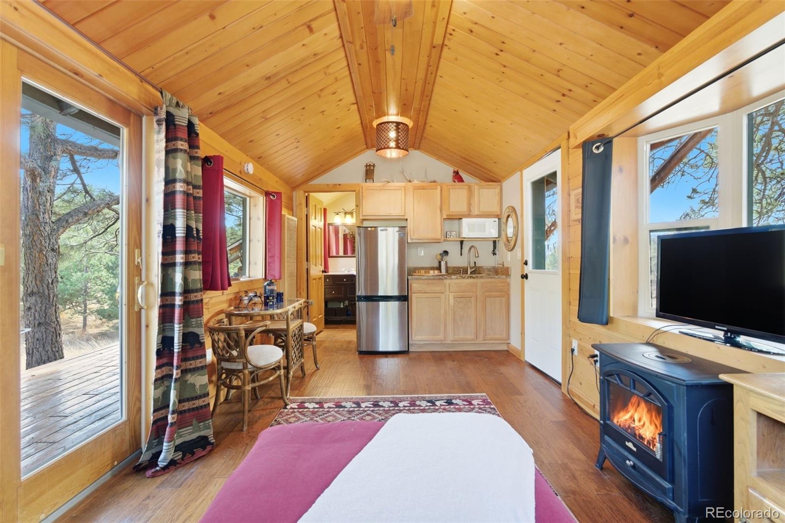 22901 Pinecrest Road