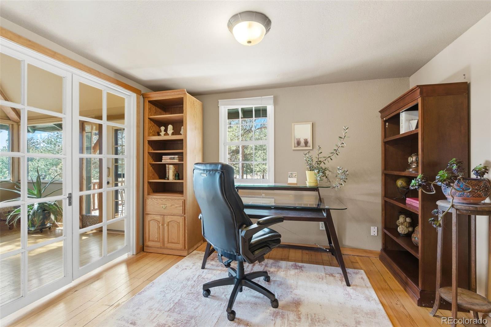 22901 Pinecrest Road