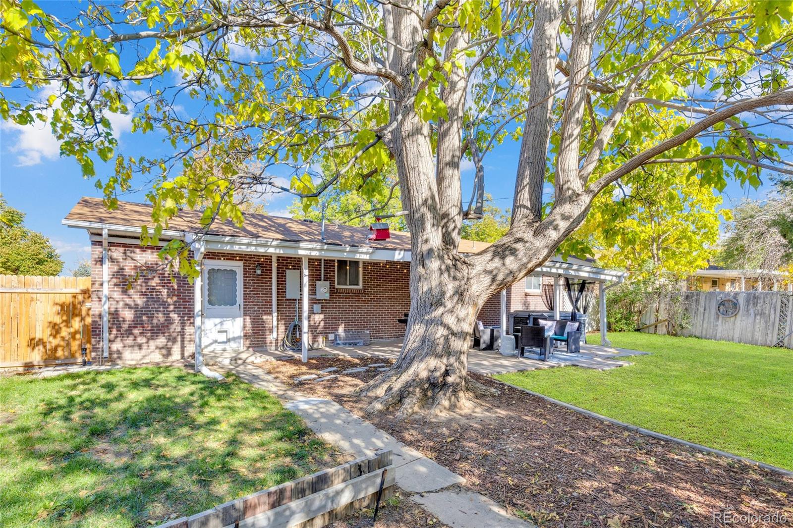 12446 E Alaska Place