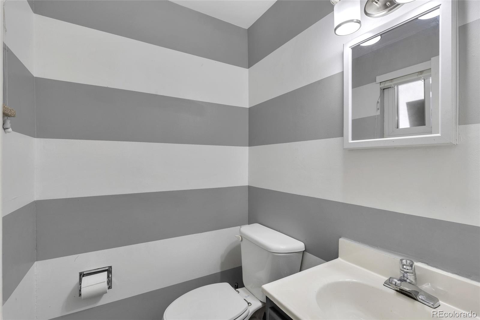 12446 E Alaska Place