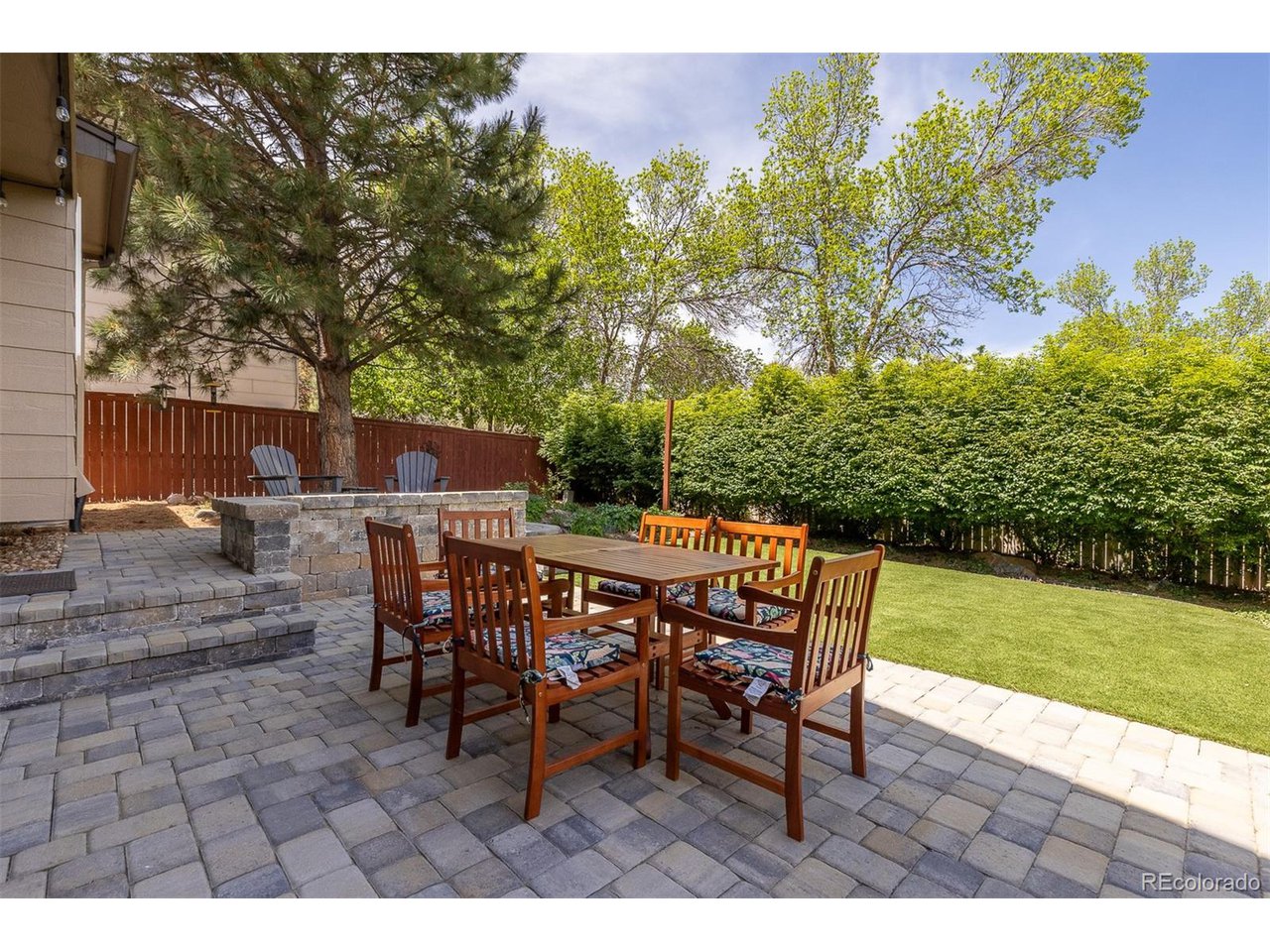 2587 Foothills Canyon Ct