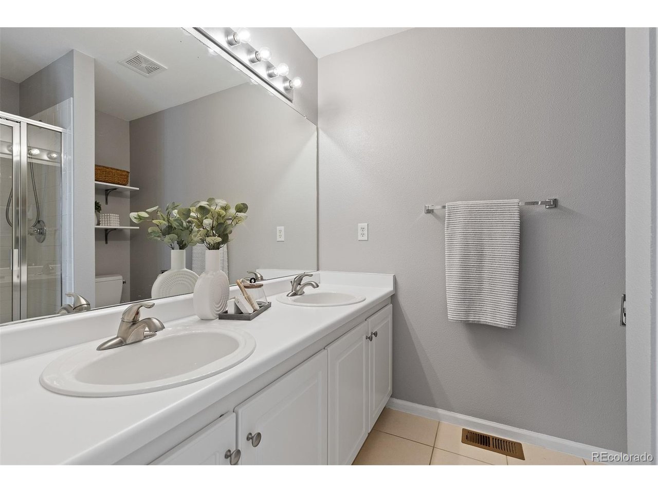 2587 Foothills Canyon Ct