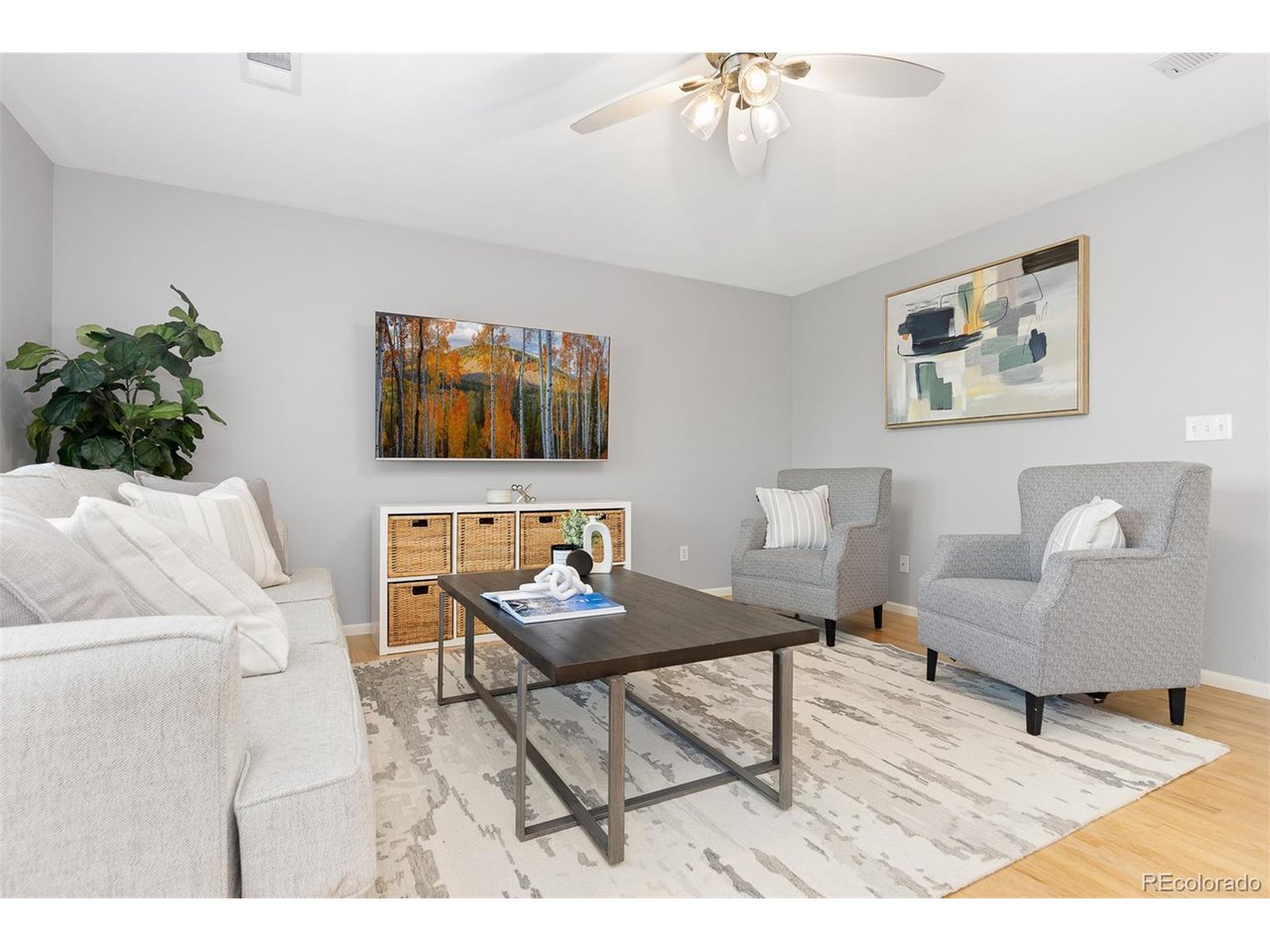 2587 Foothills Canyon Ct