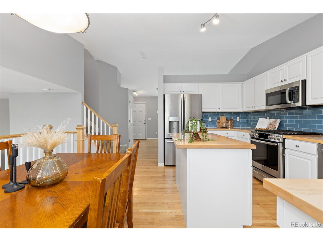 2587 Foothills Canyon Ct
