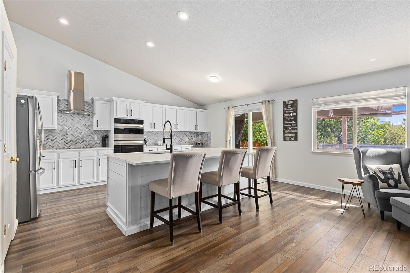10822 W 54th Place