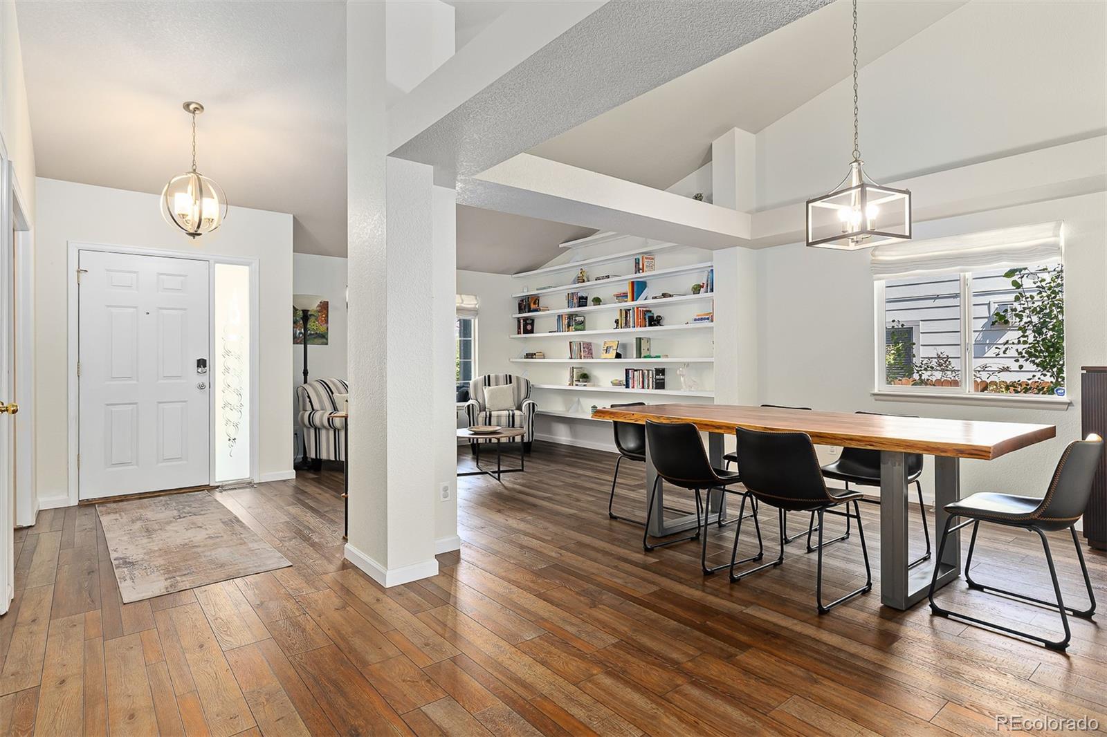 10822 W 54th Place