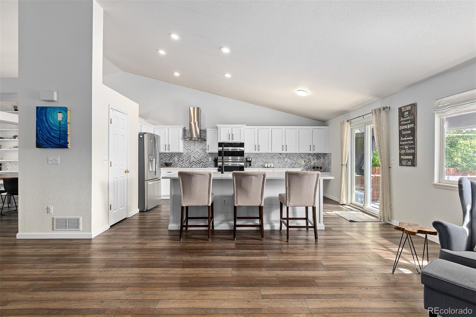 10822 W 54th Place