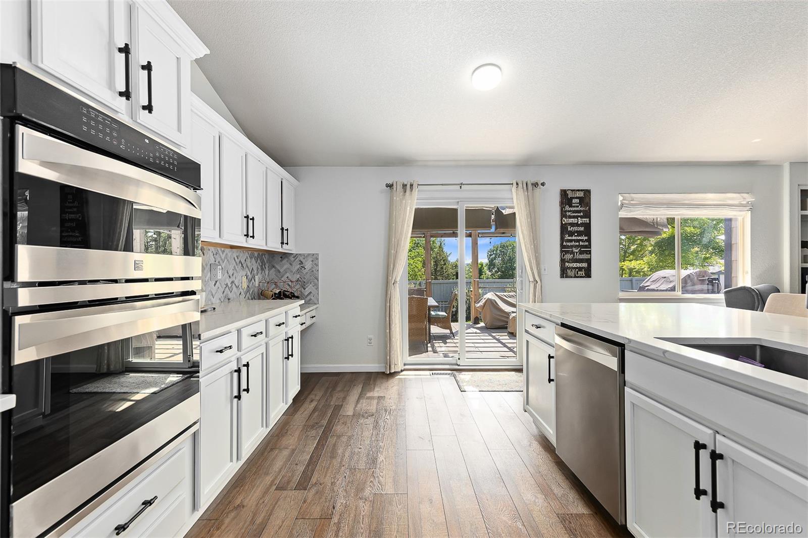10822 W 54th Place