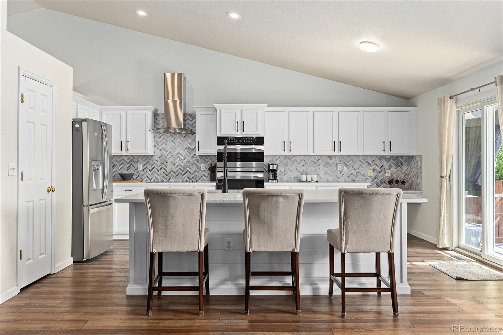 10822 W 54th Place