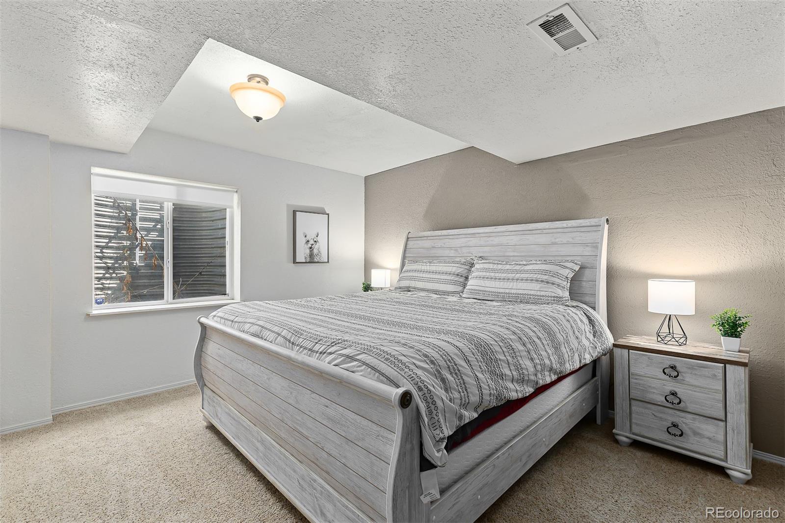 10822 W 54th Place