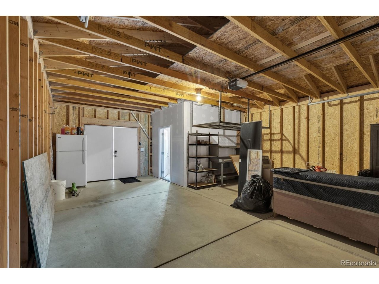 3232 W Scott Pl