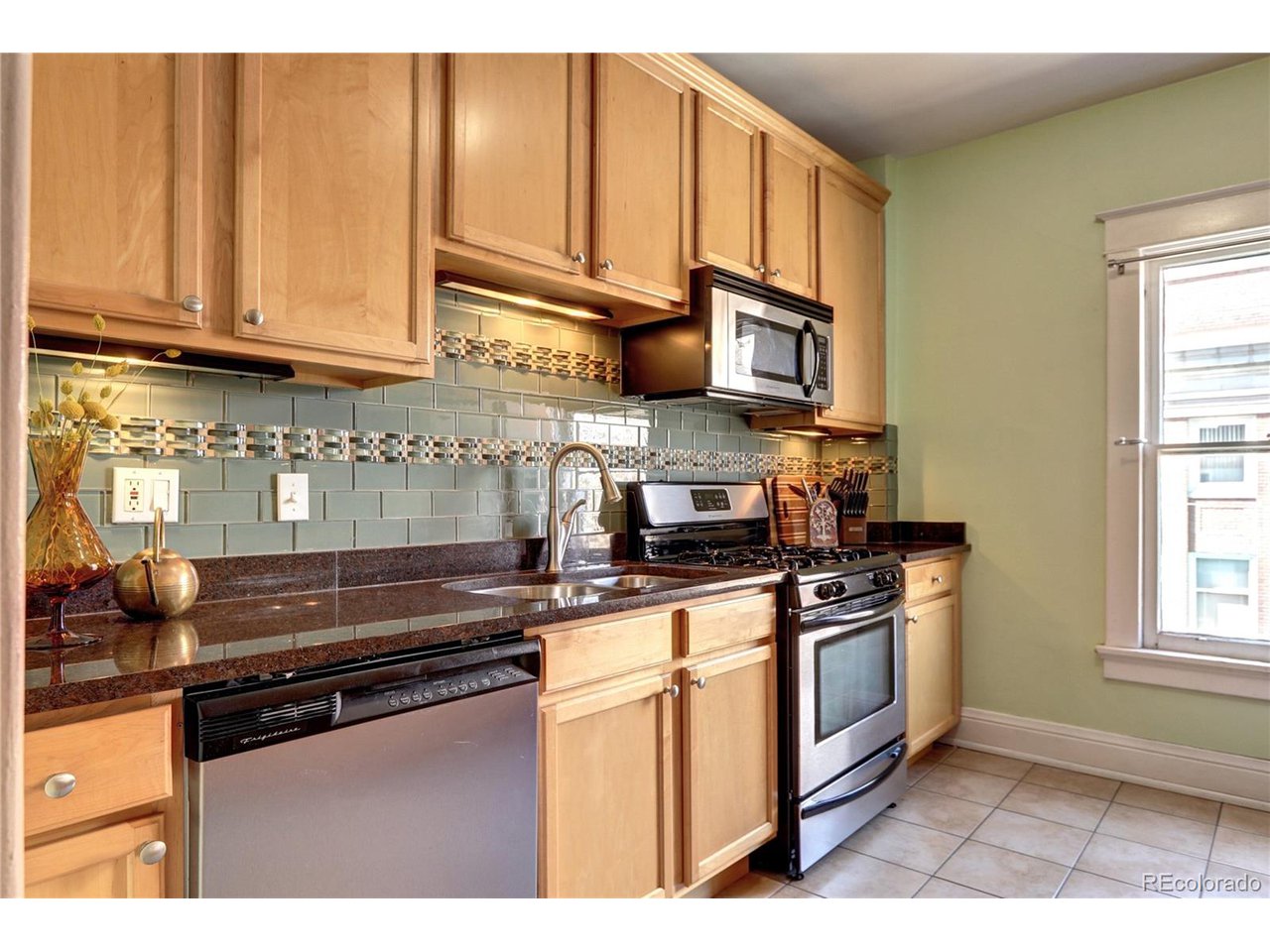 520 E 14th Ave 5
