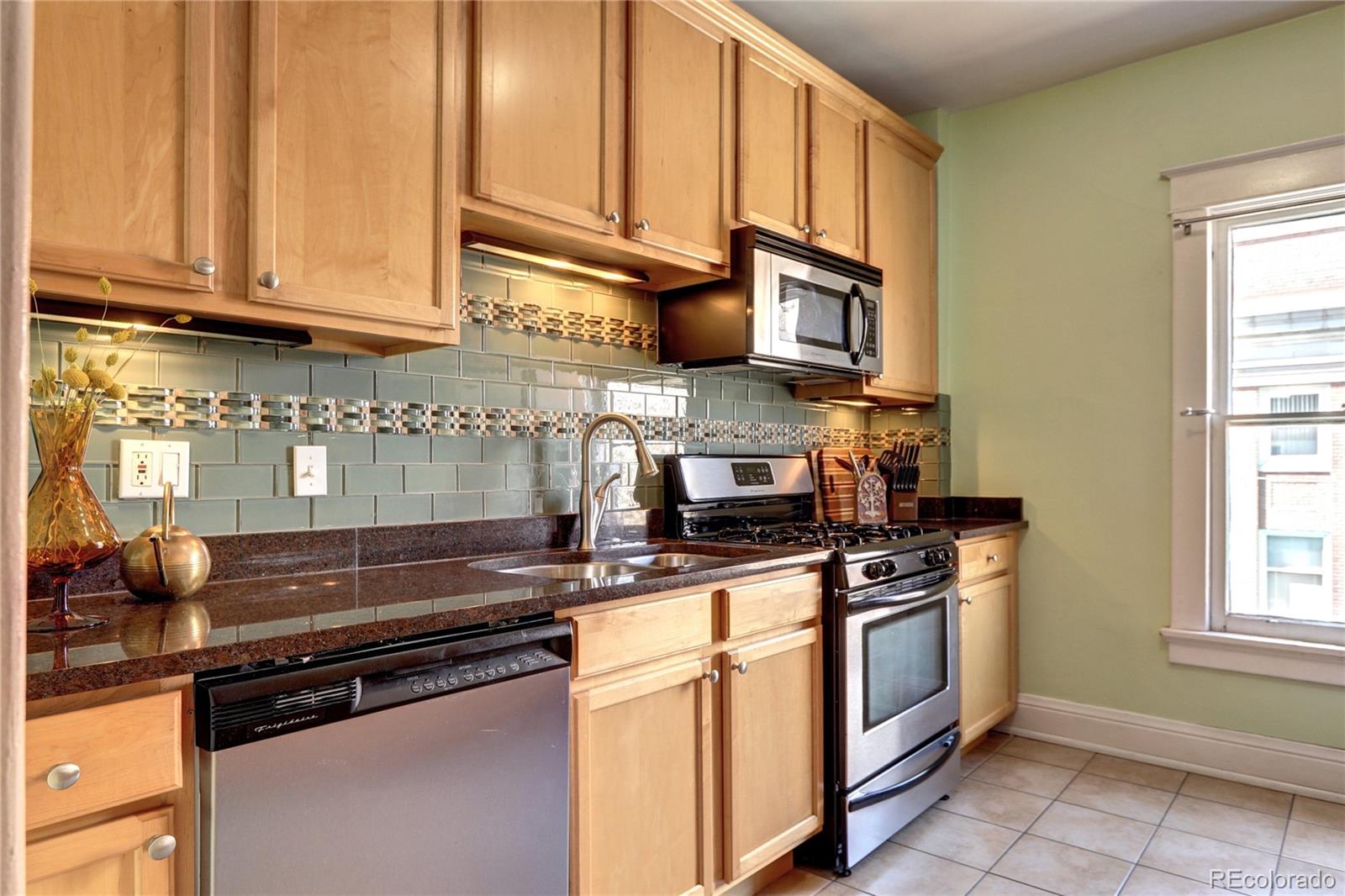 520 E 14th Avenue Unit: 5