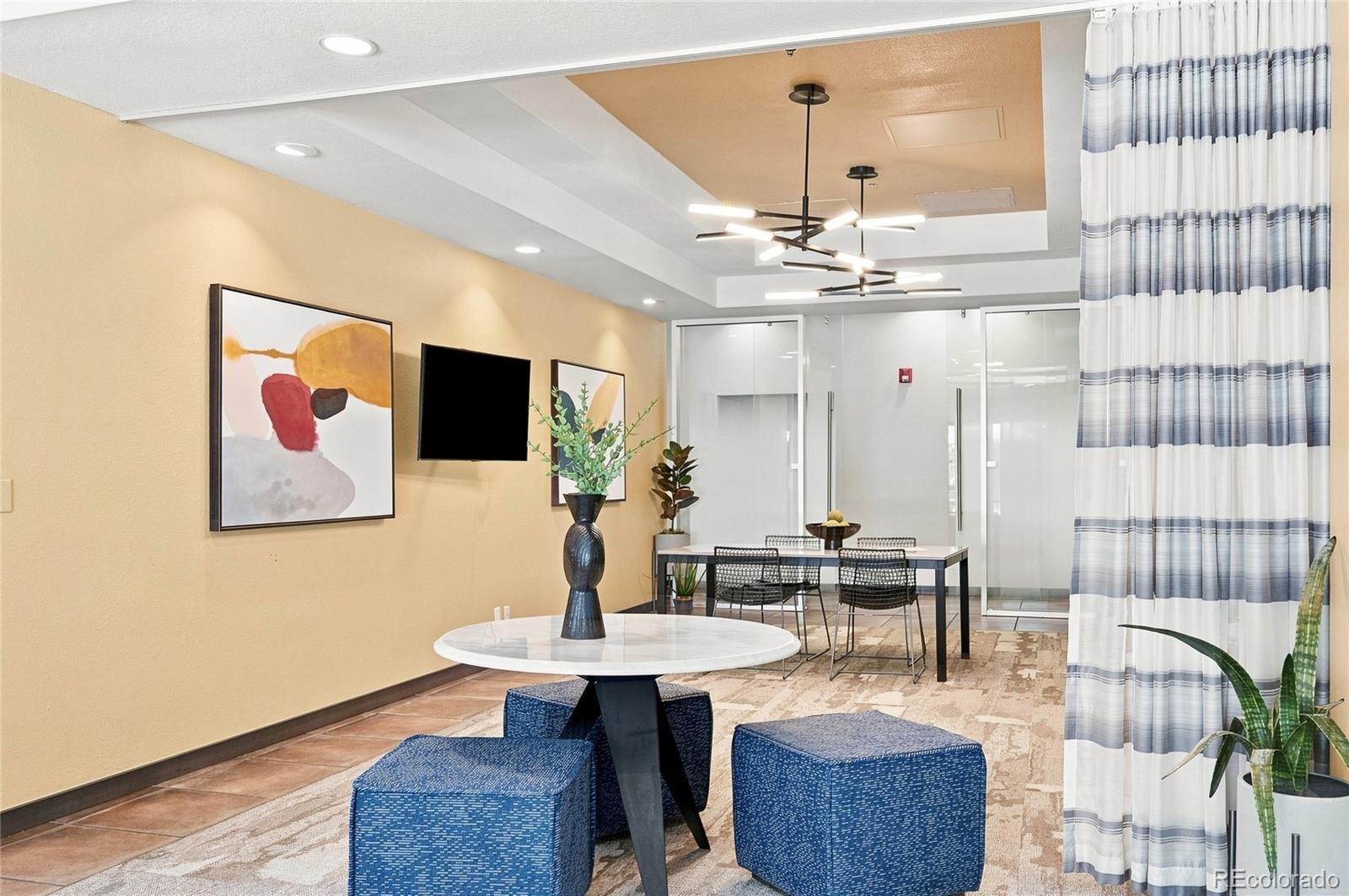 100 Park Avenue Unit: 903