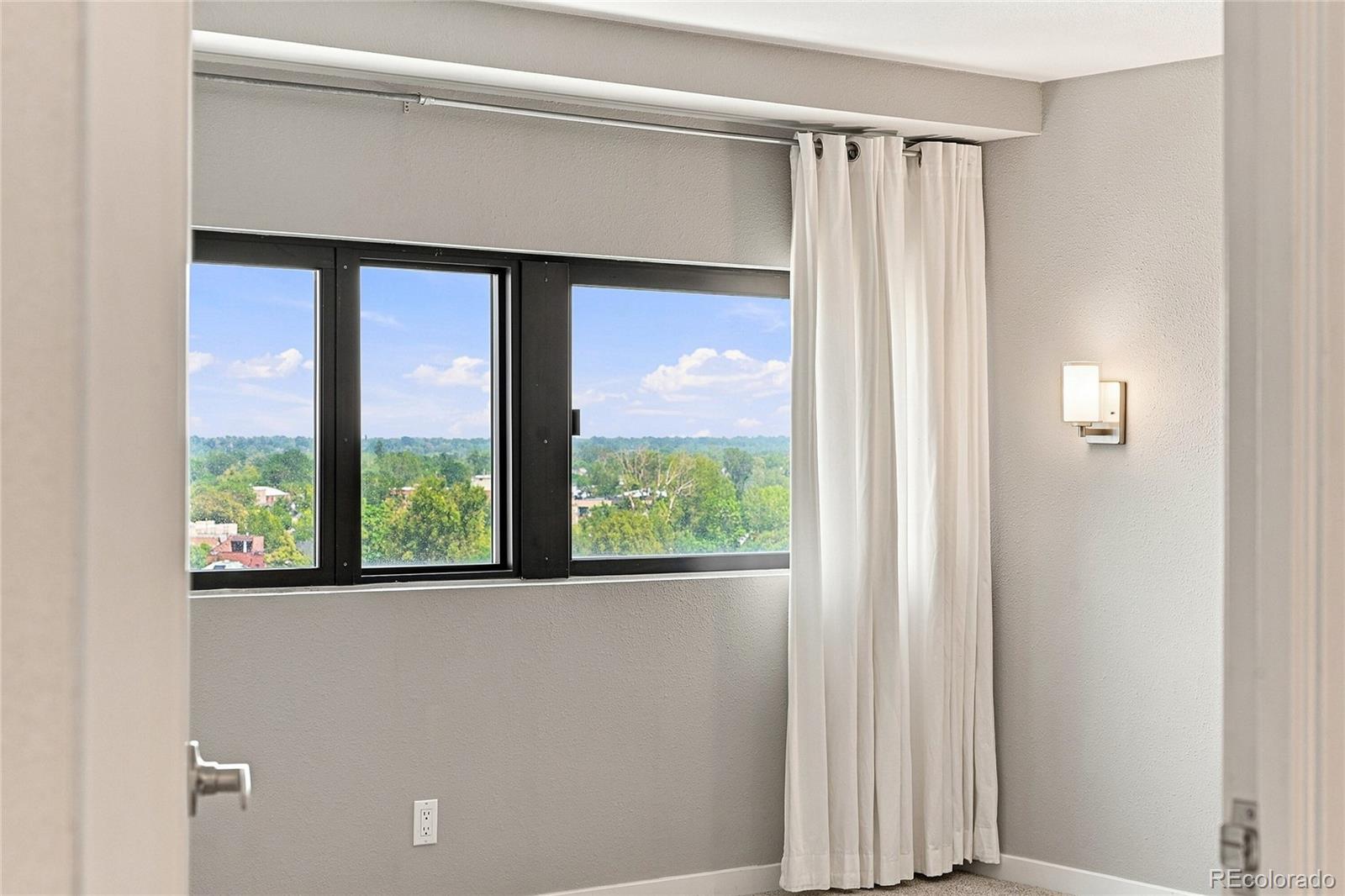 100 Park Avenue Unit: 903