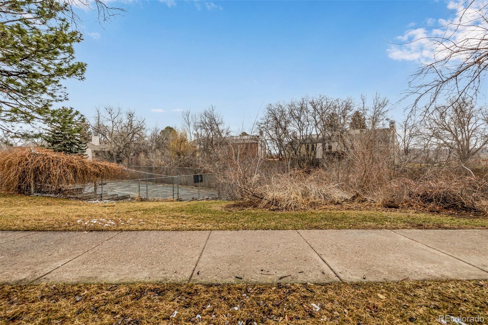 3550 S Harlan Street Unit: 325