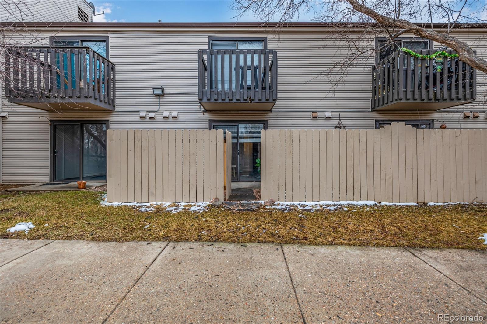 3550 S Harlan Street Unit: 325