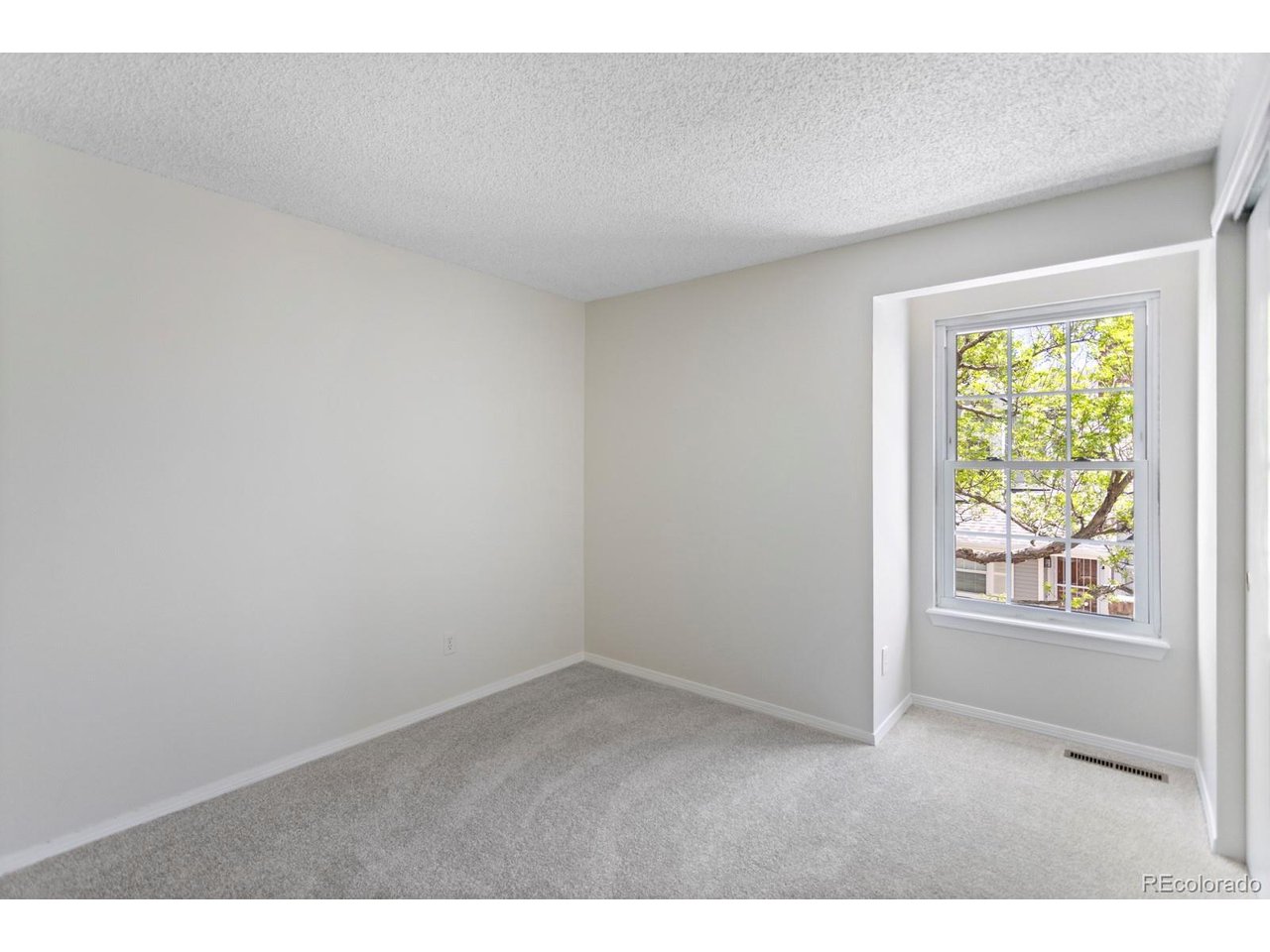 2890 W Long Cir G