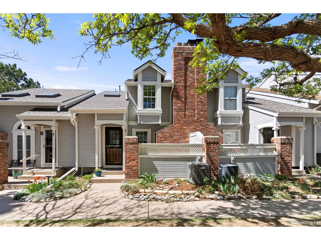 2890 W Long Cir G