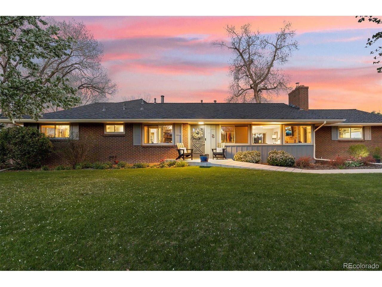 8 Meadowlark Ln