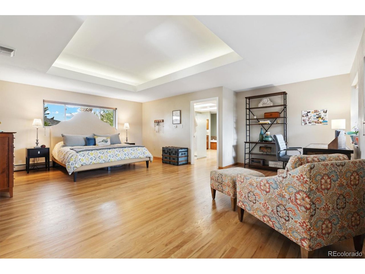 8 Meadowlark Ln