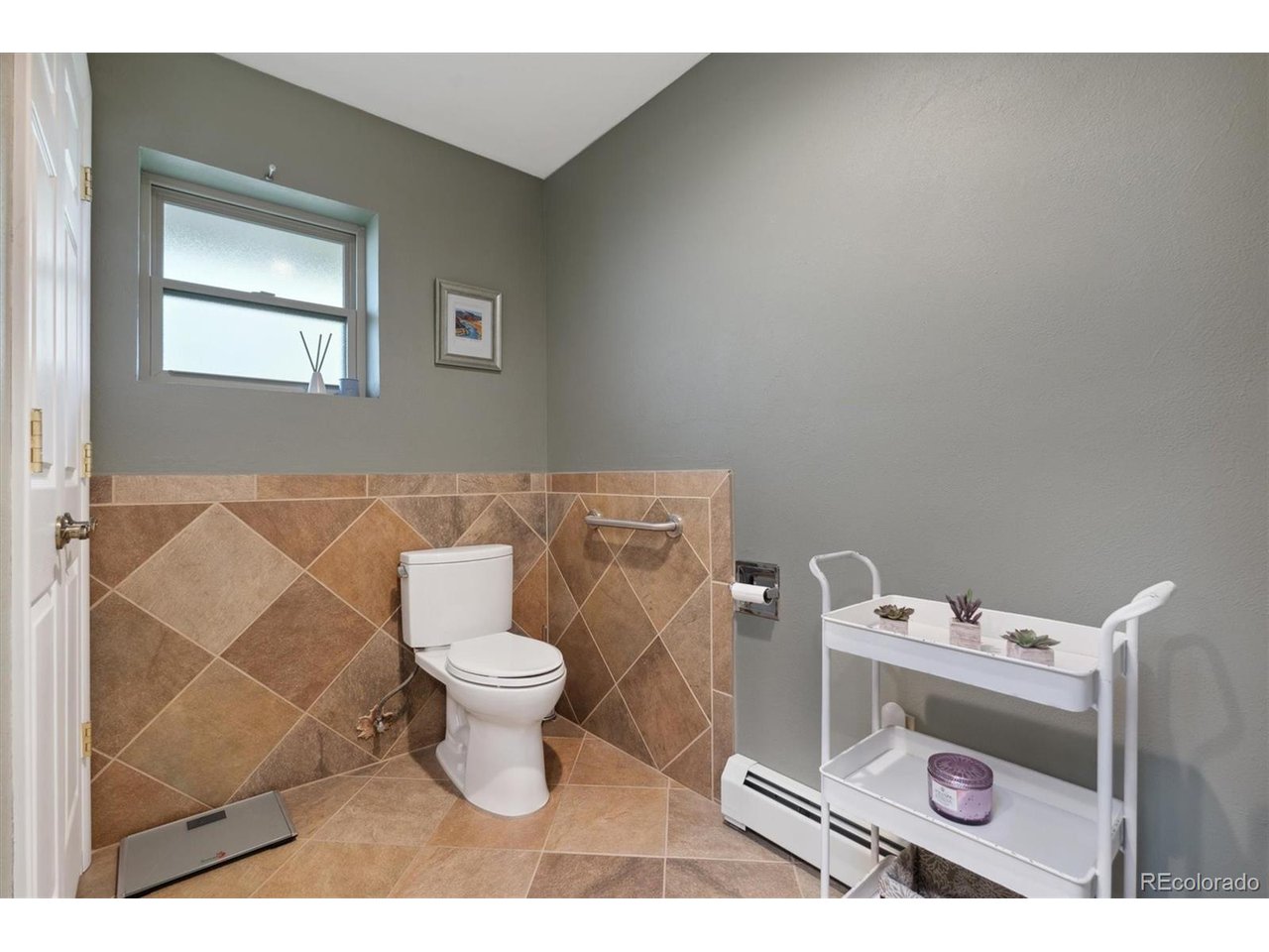 8 Meadowlark Ln