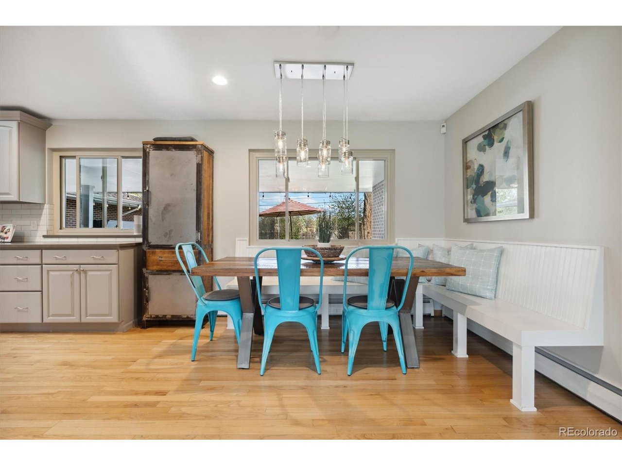 8 Meadowlark Ln