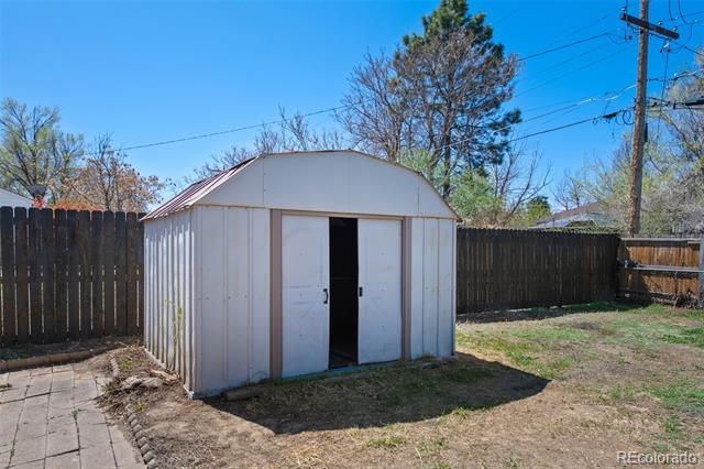 735 Iola Street