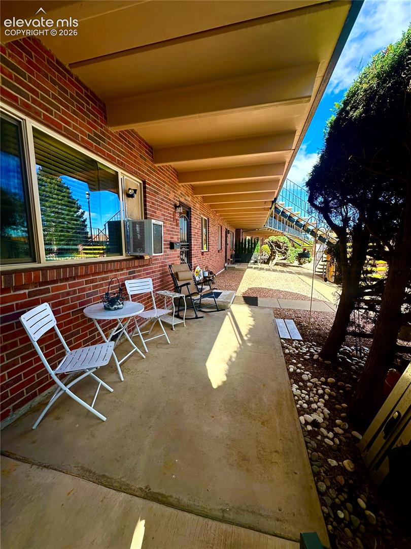 434 Valley Hi Circle Unit: B6