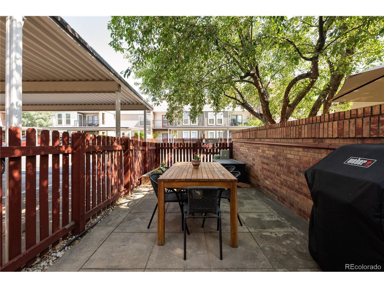 1201 Galapago St 95