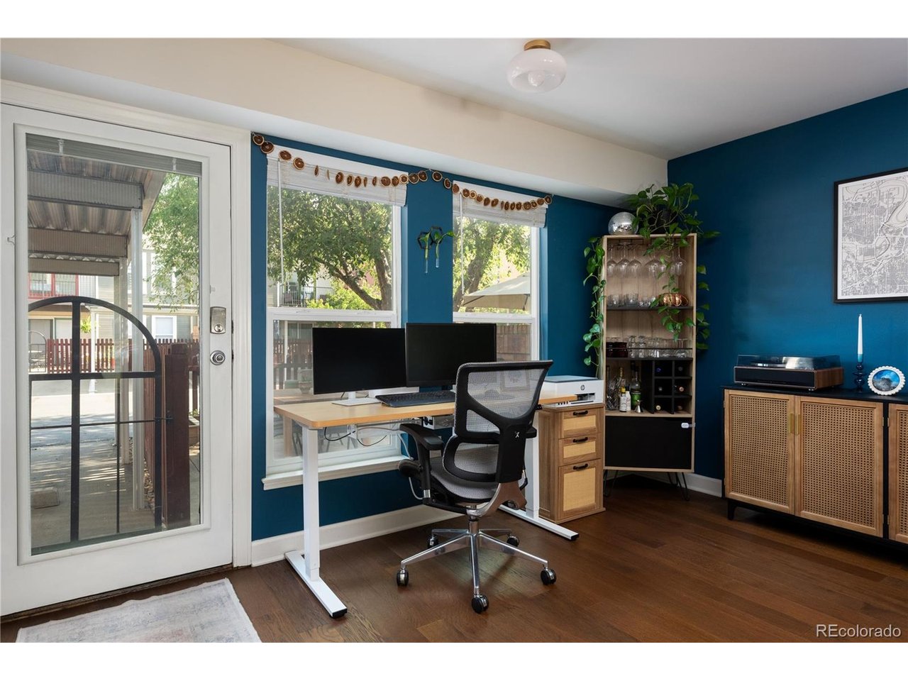 1201 Galapago St 95