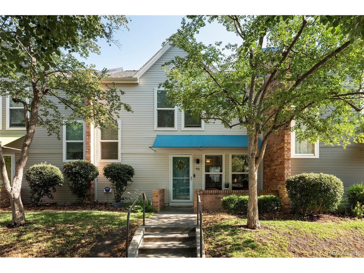 1201 Galapago St 95