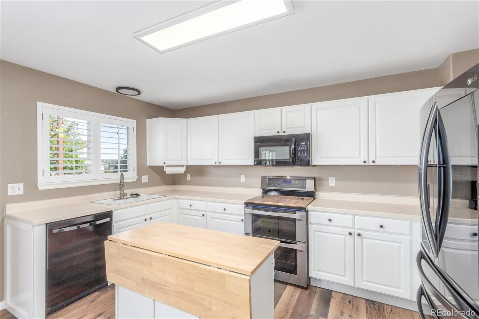 20203 E Progress Place