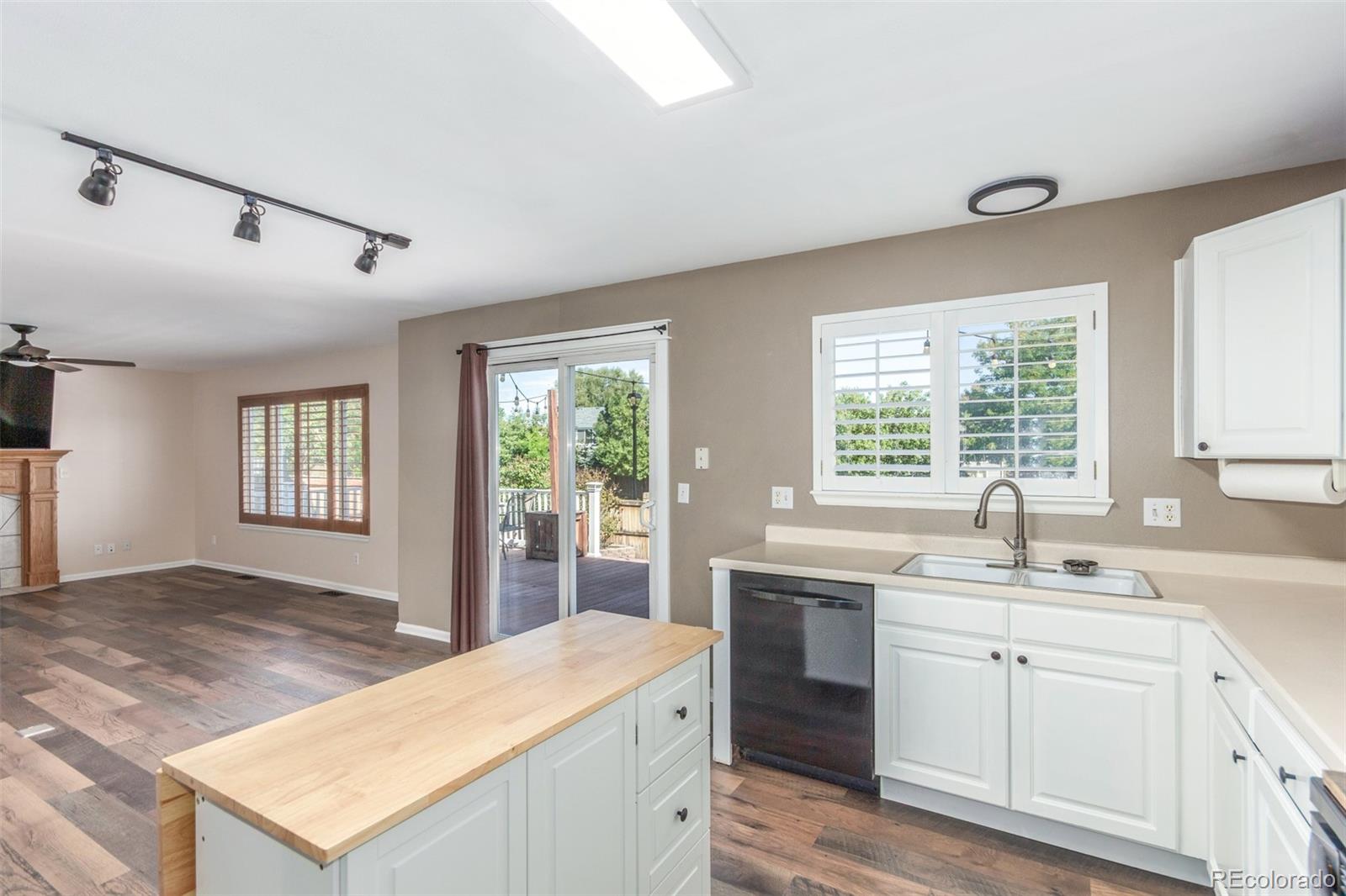 20203 E Progress Place