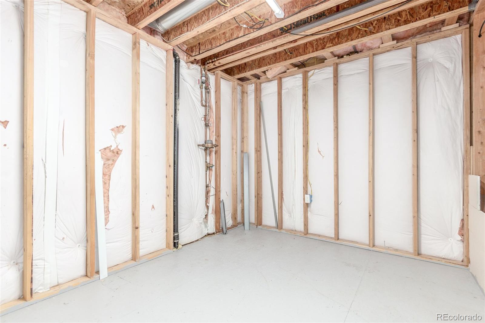 20203 E Progress Place