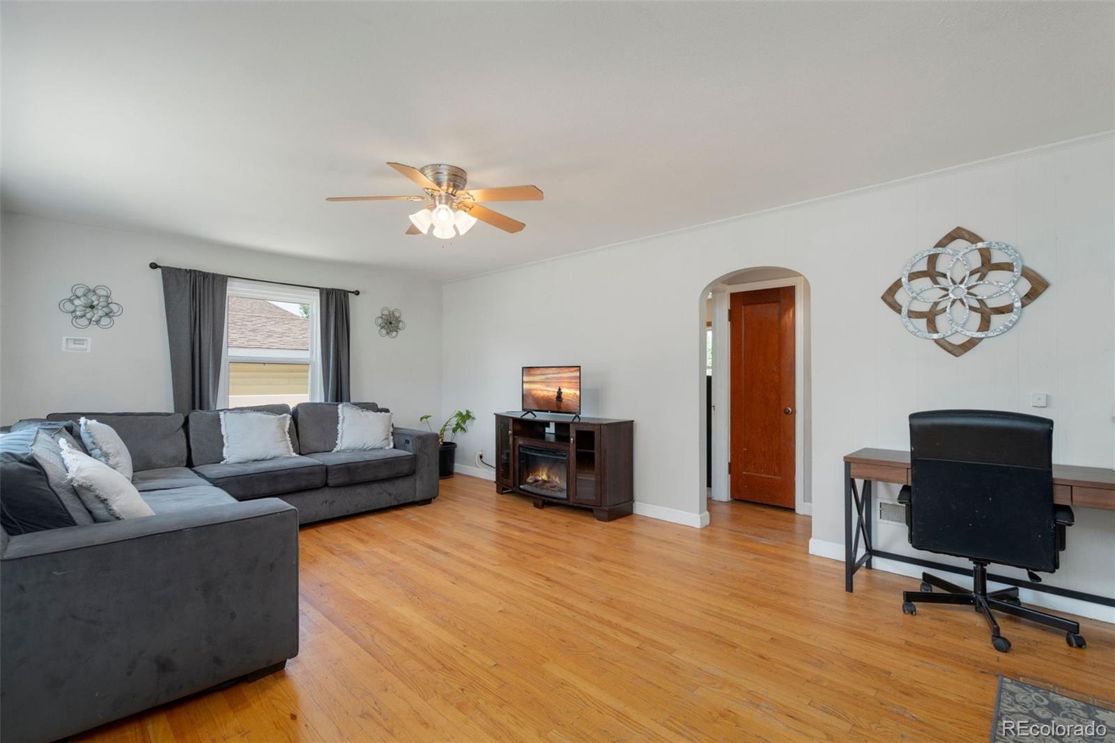 317 W Bijou Avenue