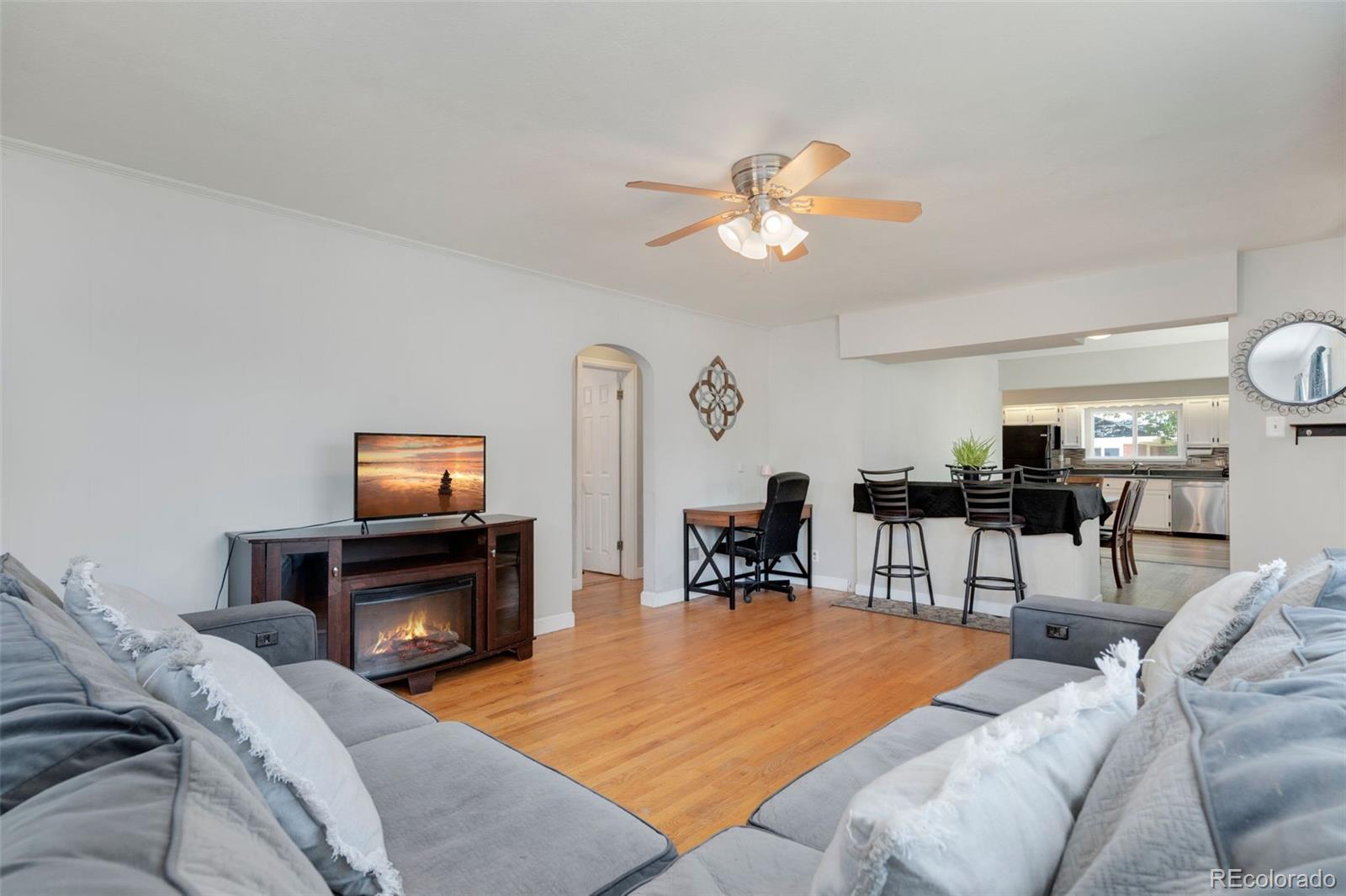 317 W Bijou Avenue