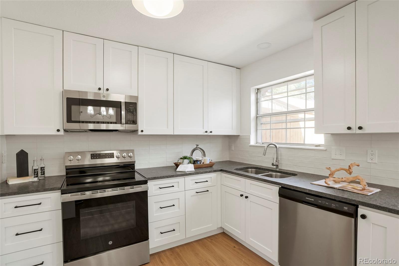 7101 W Yale Avenue Unit: 3402