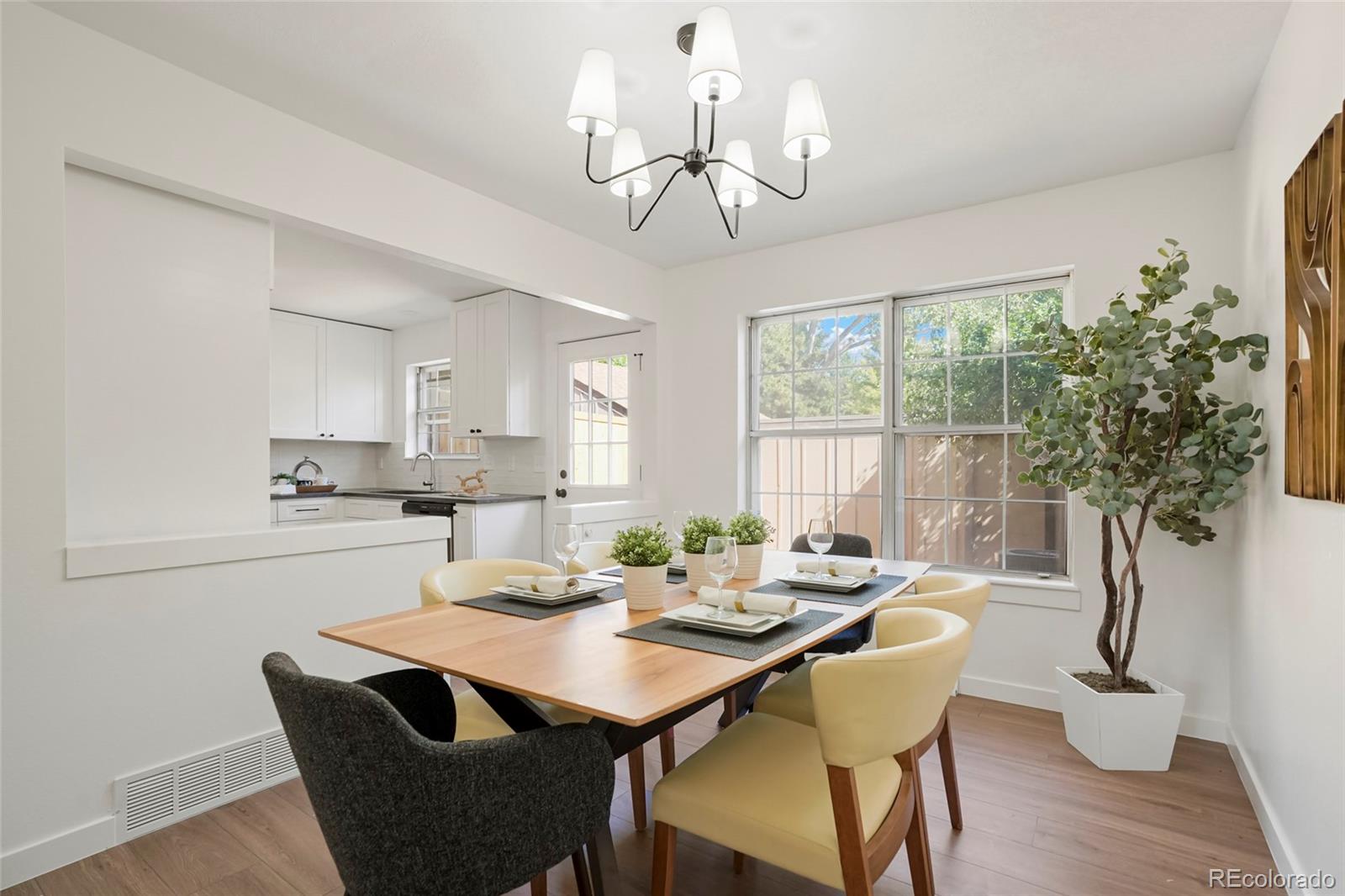 7101 W Yale Avenue Unit: 3402